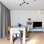 Mira Living Daire Lisboa