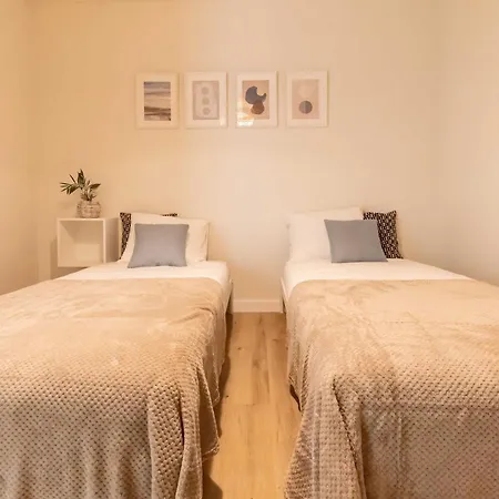 Mira Living 아파트